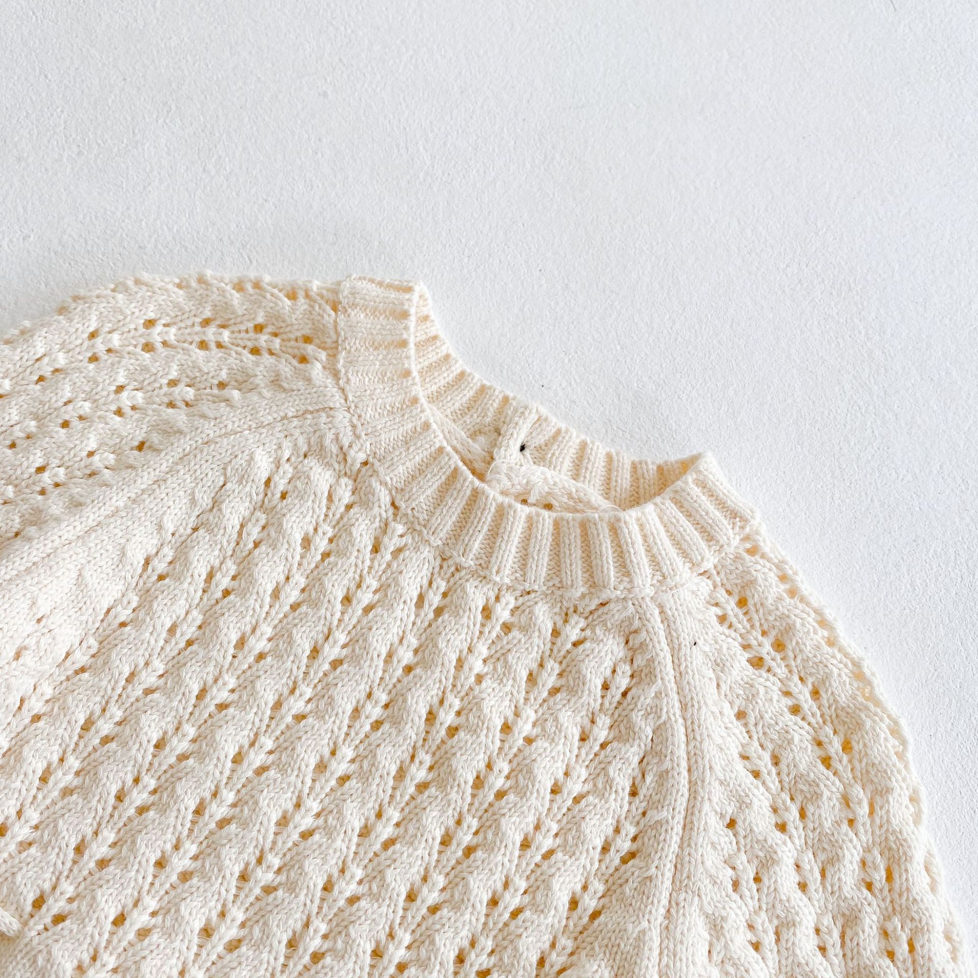 Knitted Baby Girl Dress with Hollow Waist and Long Sleeves - Harpy Style - Teintes Câlines