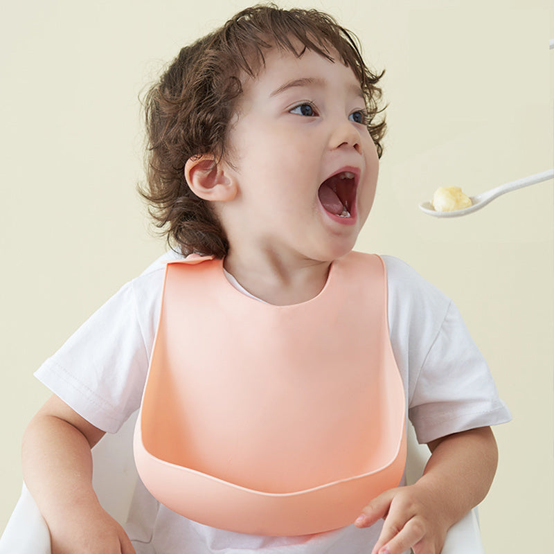 Soft Waterproof Silicone Baby Bib with Food Catcher – Adjustable and Easy to Clean Feeding Bib - Teintes Câlines