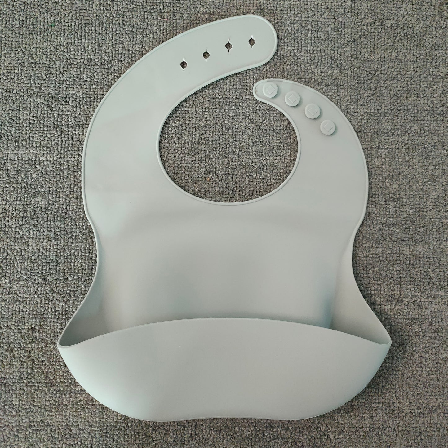 Soft Waterproof Silicone Baby Bib with Food Catcher – Adjustable and Easy to Clean Feeding Bib - Teintes Câlines